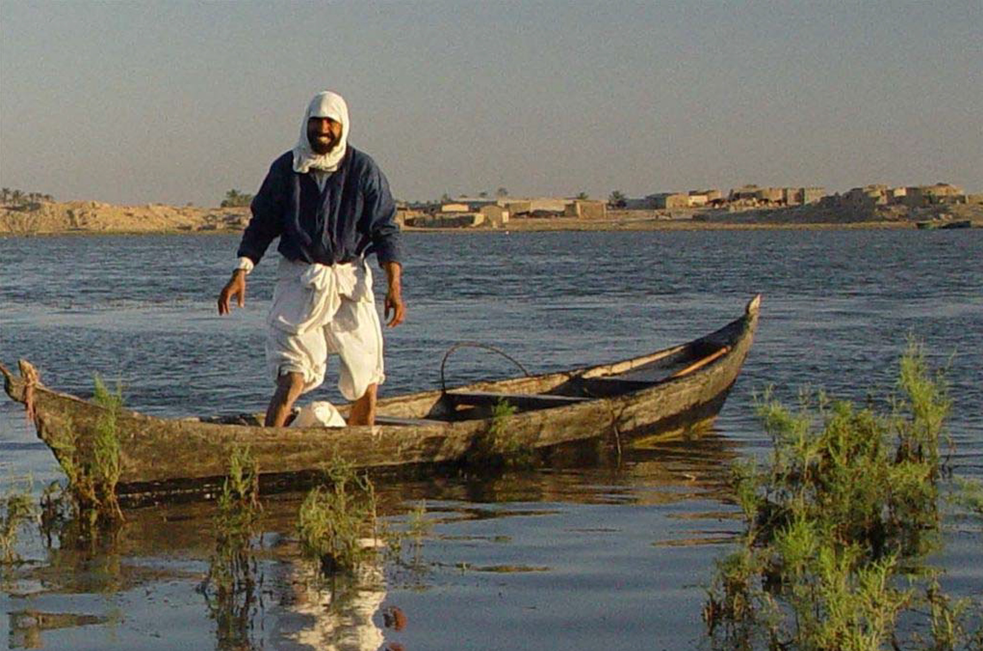 A_Marsh_Arab_boatman